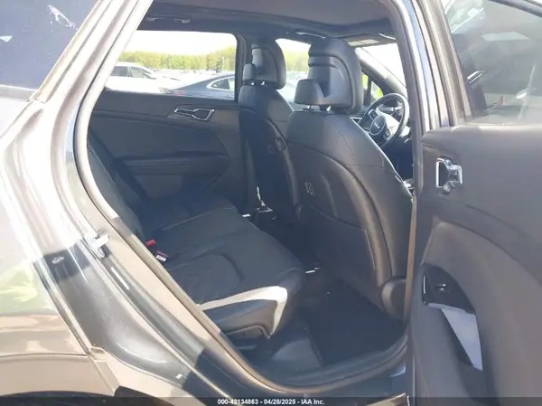 5XYK7CAF6PG126814 2023 KIA SPORTAGE - Image 8