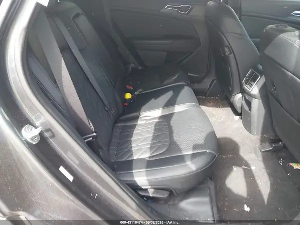 5XYK7CAF7PG032165 2023 KIA SPORTAGE - Image 8