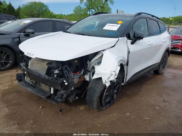 5XYK7CDF1RG223496 2024 KIA SPORTAGE - Image 2