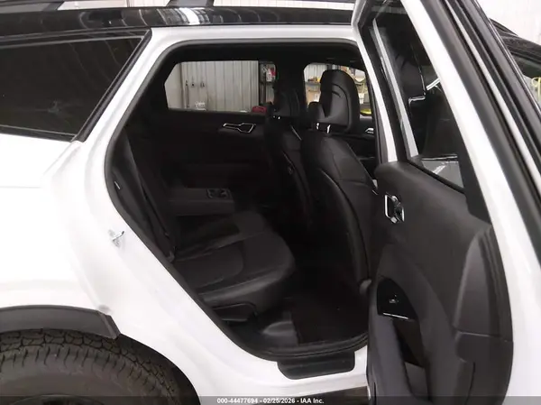 5XYK7CDF1SG289312 2025 KIA SPORTAGE - Image 8