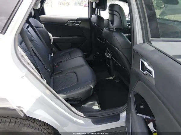 5XYK7CDF4RG144663 2024 KIA SPORTAGE - Image 8