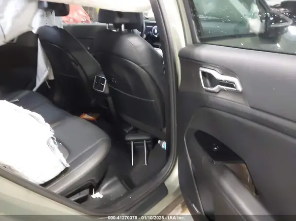 5XYK7CDF7RG154233 2024 KIA SPORTAGE - Image 8