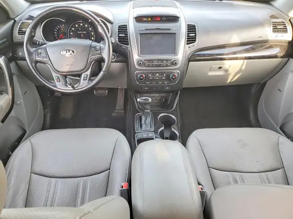 5XYKT4A67EG492800 2018 KIA SORENTO - Image 8