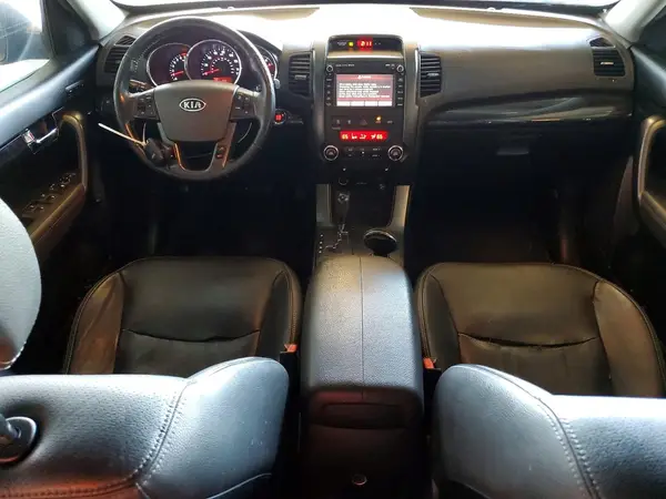 5XYKU4A66CG298513 2017 KIA SORENTO - Image 8