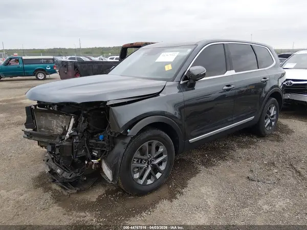5XYP24GC4RG410887 2024 KIA TELLURIDE - Image 2