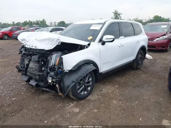 5XYP24GC5PG342676 2023 KIA TELLURIDE - Image 2