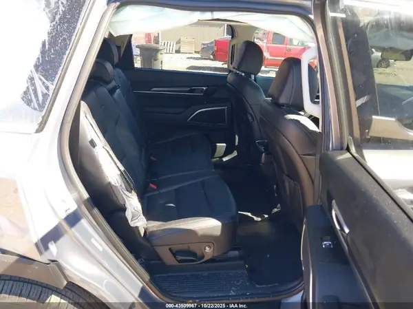 5XYP24GC6SG657270 2025 KIA TELLURIDE - Image 8