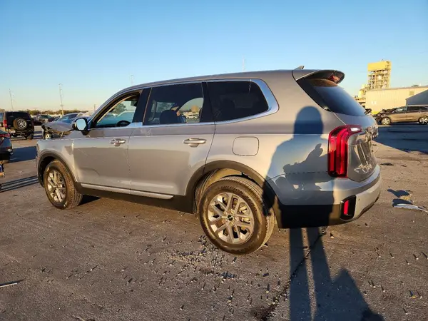 5XYP24GC7RG548388 2024 KIA TELLURIDE - Image 2
