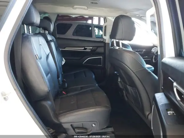 5XYP24GCXPG373132 2023 KIA TELLURIDE - Image 8