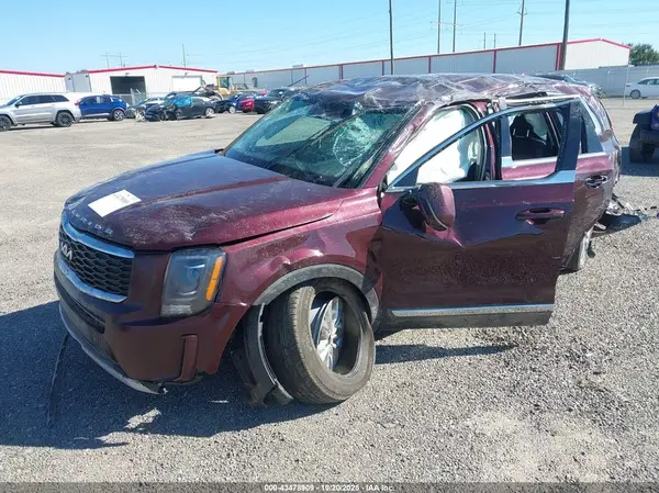 5XYP24HC0NG238530 2022 KIA TELLURIDE - Image 2