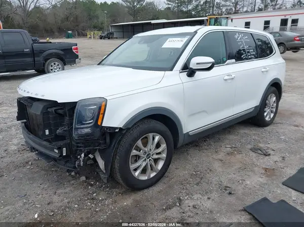 5XYP24HC1LG047051 2020 KIA TELLURIDE - Image 2