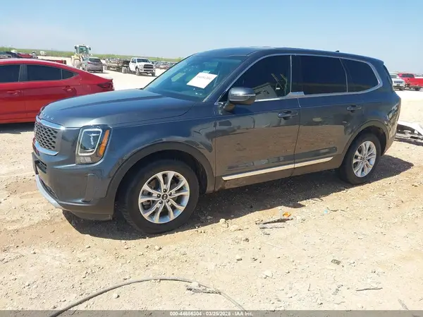 5XYP24HC1LG069034 2020 KIA TELLURIDE - Image 2