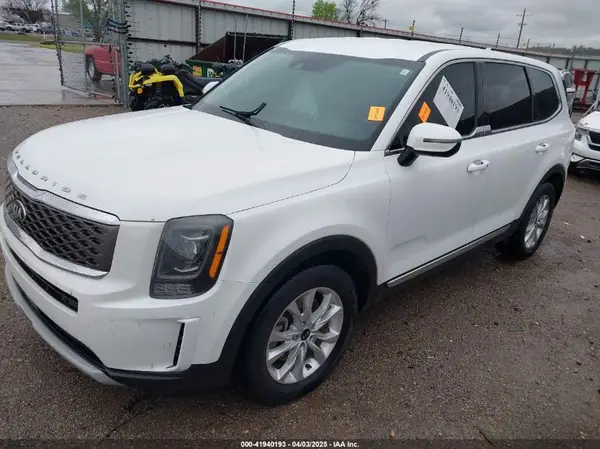 5XYP24HC2LG014995 2020 KIA TELLURIDE - Image 2