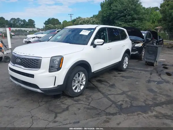 5XYP24HC2LG050654 2020 KIA TELLURIDE - Image 2