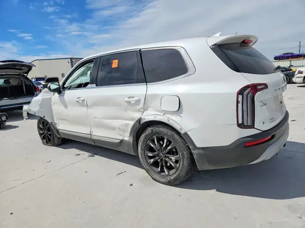 5XYP24HC3LG046760 2020 KIA TELLURIDE - Image 2