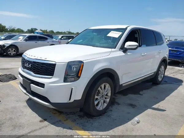 5XYP24HC4NG230382 2022 KIA TELLURIDE - Image 2