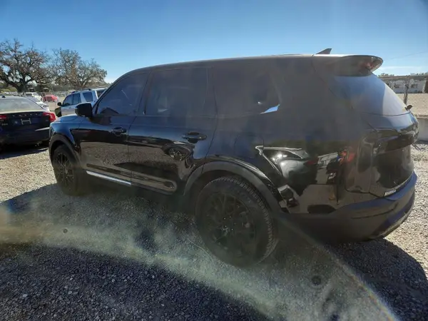 5XYP24HC5LG070087 2020 KIA TELLURIDE - Image 2