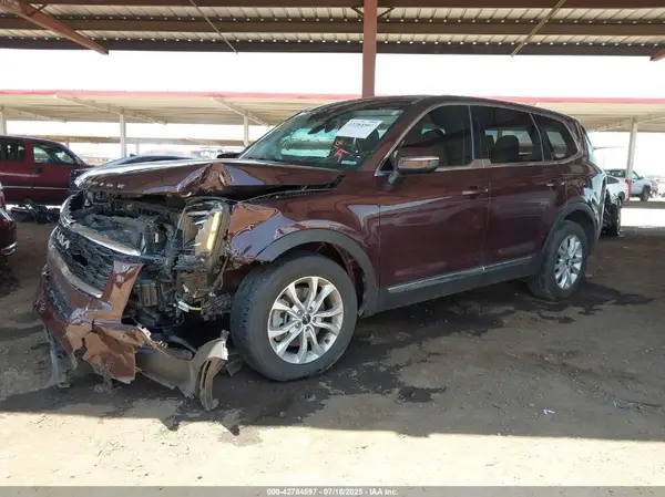 5XYP24HC5NG276335 2022 KIA TELLURIDE - Image 2