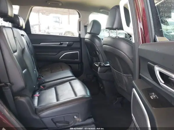 5XYP24HC5NG276335 2022 KIA TELLURIDE - Image 8