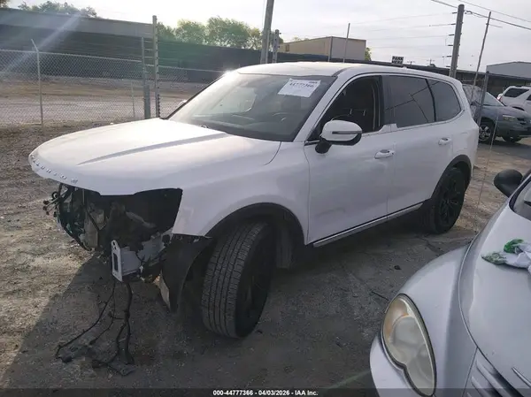 5XYP24HC6LG072060 2020 KIA TELLURIDE - Image 2