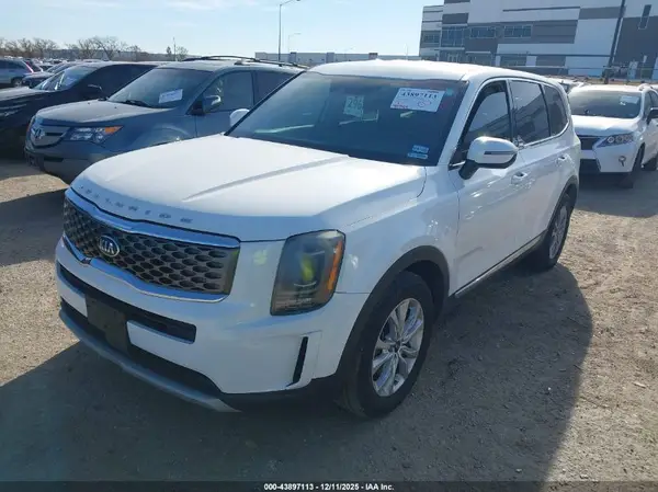 5XYP24HC6LG078649 2020 KIA TELLURIDE - Image 2