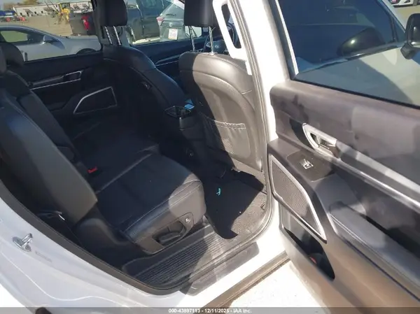 5XYP24HC6LG078649 2020 KIA TELLURIDE - Image 8