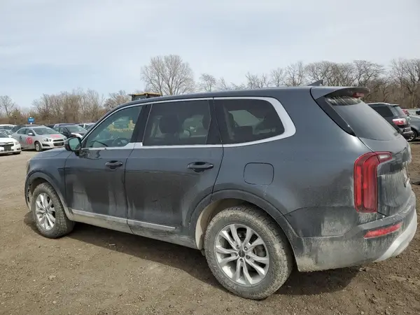 5XYP24HC6NG222977 2022 KIA TELLURIDE - Image 2