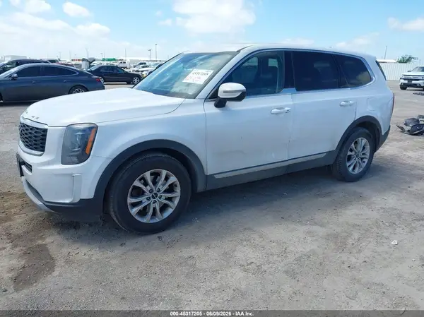 5XYP24HC6NG289837 2022 KIA TELLURIDE - Image 2