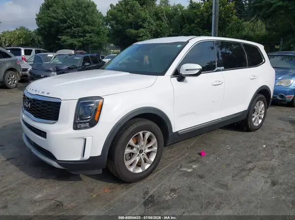5XYP24HC7NG223927 2022 KIA TELLURIDE - Image 2