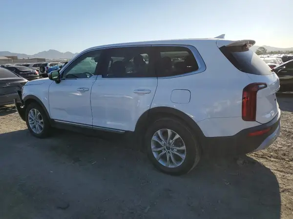5XYP24HC7NG269175 2022 KIA TELLURIDE - Image 2