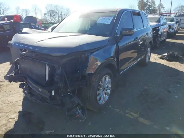 5XYP24HC8LG054207 2020 KIA TELLURIDE - Image 2