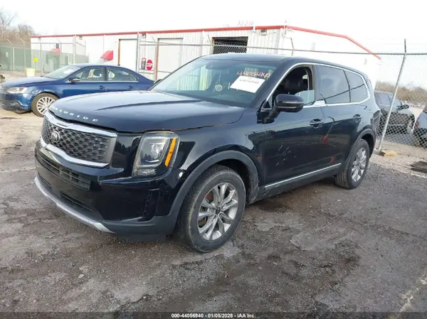 5XYP24HC8LG085151 2020 KIA TELLURIDE - Image 2