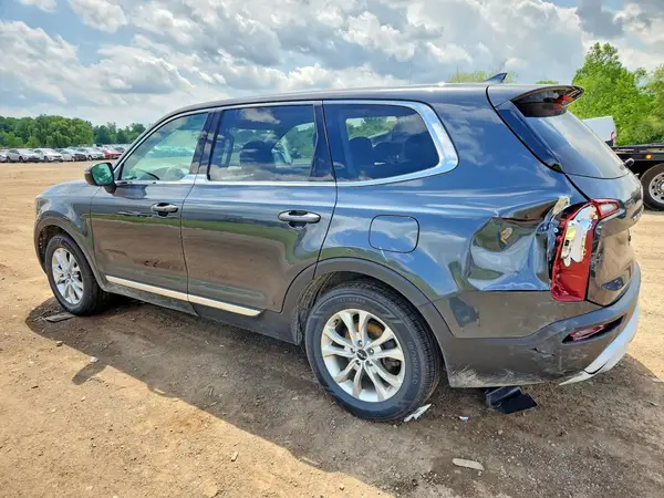 5XYP24HC9NG205722 2022 KIA TELLURIDE - Image 2