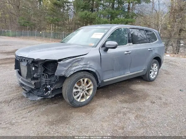 5XYP24HC9NG219104 2022 KIA TELLURIDE - Image 2