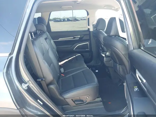 5XYP24HC9NG323785 2022 KIA TELLURIDE - Image 8