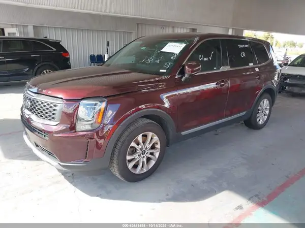 5XYP24HCXLG009690 2020 KIA TELLURIDE - Image 2