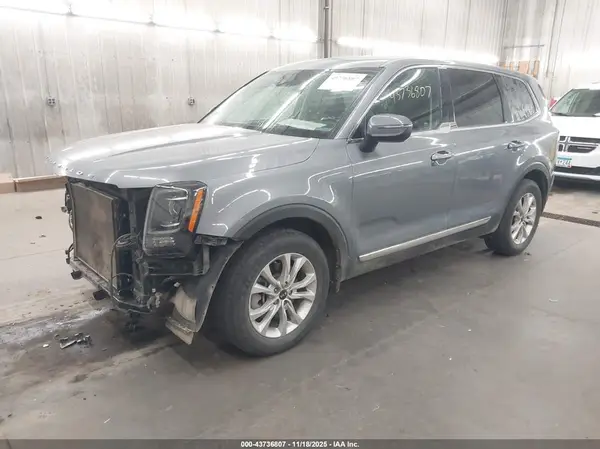 5XYP24HCXLG034010 2020 KIA TELLURIDE - Image 2