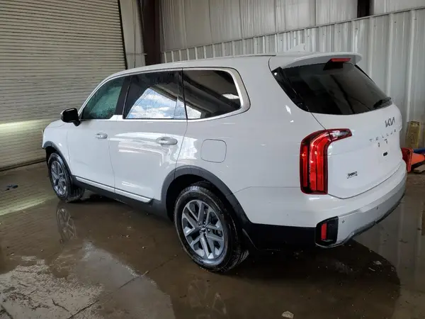 5XYP2DGC0RG523252 2024 KIA TELLURIDE - Image 2