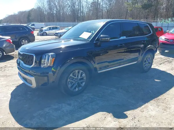 5XYP2DGC5PG355315 2023 KIA TELLURIDE - Image 2