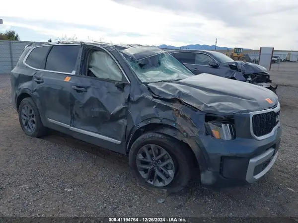 5XYP2DGC8RG423352 2024 KIA TELLURIDE - Image 1