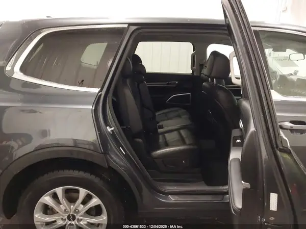 5XYP2DHC0NG274511 2022 KIA TELLURIDE - Image 8