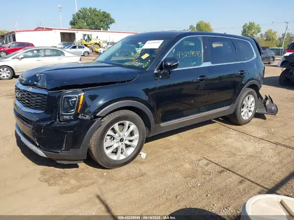 5XYP2DHC1NG267874 2022 KIA TELLURIDE - Image 2