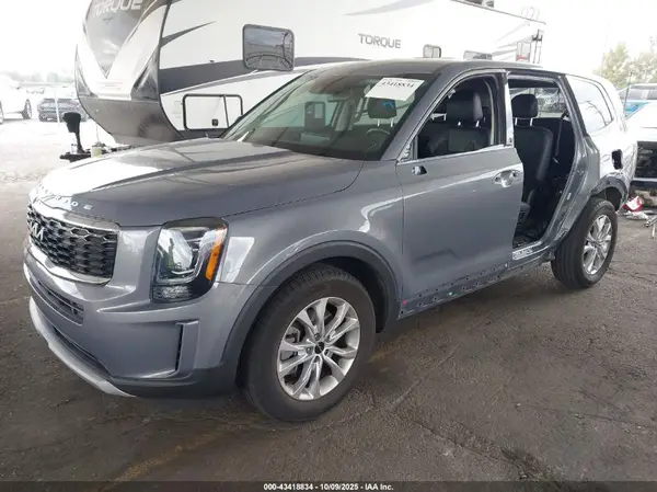 5XYP2DHC1NG285825 2022 KIA TELLURIDE - Image 2