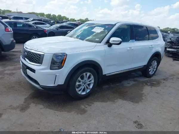 5XYP2DHC2LG009005 2020 KIA TELLURIDE - Image 2
