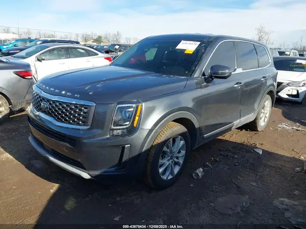 5XYP2DHC2LG054767 2020 KIA TELLURIDE - Image 2