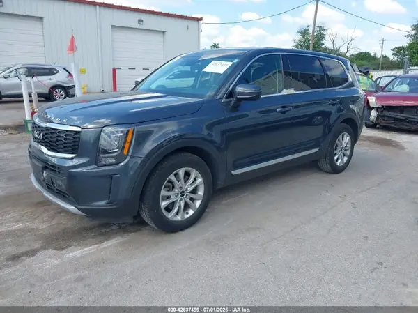 5XYP2DHC3NG279640 2022 KIA TELLURIDE - Image 2