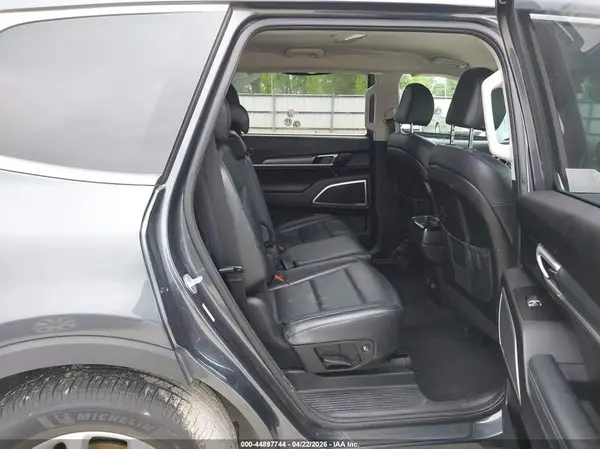 5XYP2DHC6LG069353 2020 KIA TELLURIDE - Image 8