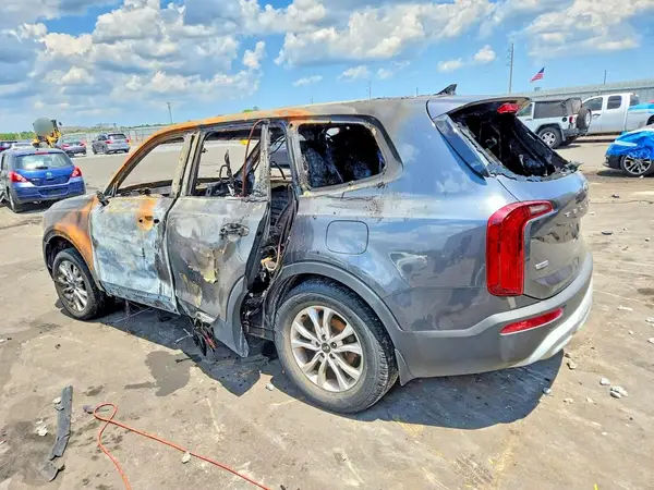 5XYP2DHC6MG098434 2021 KIA TELLURIDE - Image 2