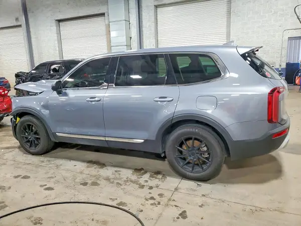 5XYP2DHC6NG212725 2022 KIA TELLURIDE - Image 2