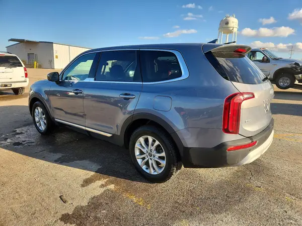 5XYP2DHC6NG312484 2022 KIA TELLURIDE - Image 2